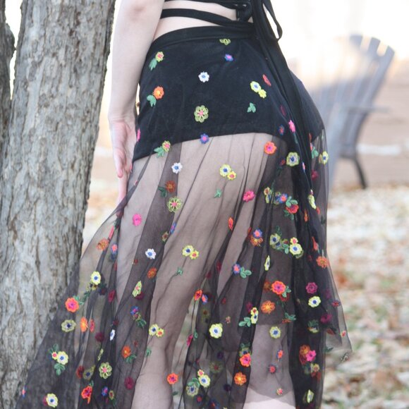 Tulle Wrap Skirt Adorned With Blacklight Flowers Hand Crafted - Picture 2 of 4